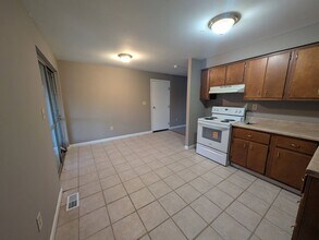 400 Lufkin Dr in New Lebanon, OH - Building Photo - Building Photo