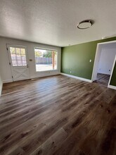 1500 N Johnson Rd, Unit B in Turlock, CA - Building Photo - Building Photo