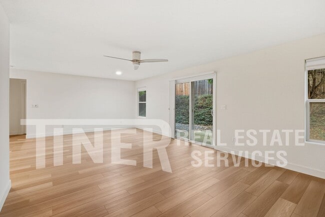 4257 Stromford Way in Mather, CA - Building Photo - Building Photo