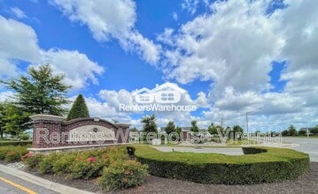 351 Middleton Wy in Chesapeake, VA - Building Photo - Building Photo
