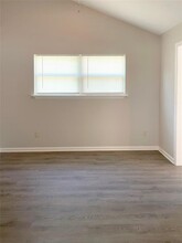 15095 Conroe Bay Blvd in Willis, TX - Building Photo - Building Photo