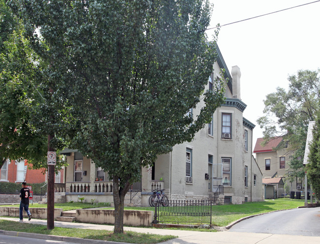 1017-1019 Madison Ave in Covington, KY - Building Photo - Building Photo