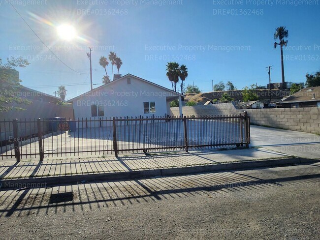 property at 2319 Gurley St