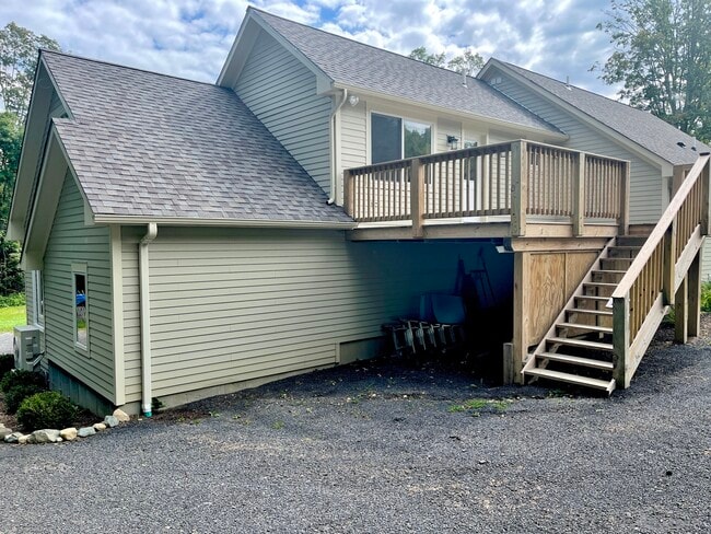 175 Arch Bridge Rd in Bethlehem, CT - Building Photo - Building Photo