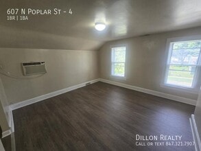 607 N Poplar St in Waukegan, IL - Building Photo - Building Photo