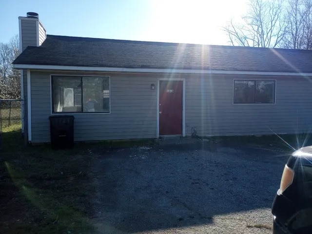 1124 E Blackstock Rd