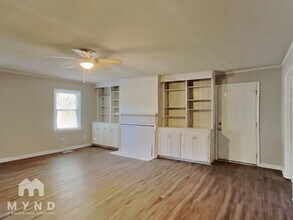 4812 Kaplan Dr in Raleigh, NC - Foto de edificio - Building Photo