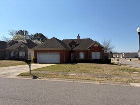 2530 Joey Adkins Dr in Moody, AL - Building Photo