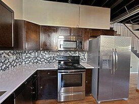 1614 Cuming St in Omaha, NE - Building Photo