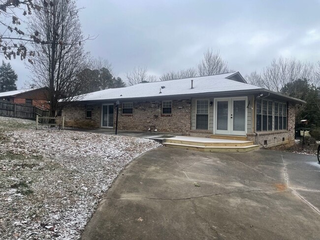 3801 Seeber Dr in Knoxville, TN - Building Photo - Building Photo