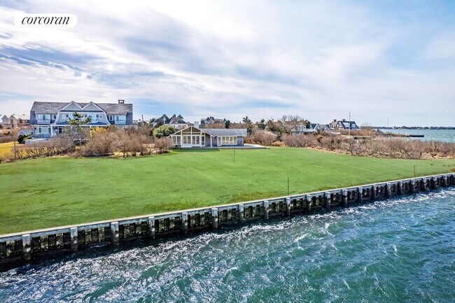 1 Watersedge Dr in Quogue, NY - Building Photo - Building Photo