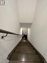 10 Westmeath Ln in Markham, ON - Building Photo - Building Photo