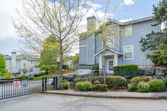 The Meadows at Riverview in Kent, WA - Foto de edificio - Building Photo