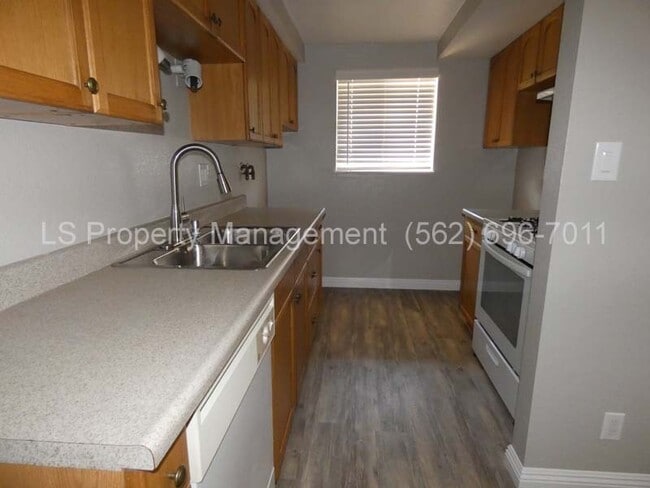property at 19XX E Rose Ave
