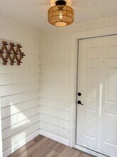 6807 Forest Ct in Windsor Heights, IA - Building Photo - Building Photo