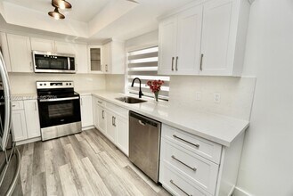 14970 SW 49th Ln in Miami, FL - Building Photo - Building Photo