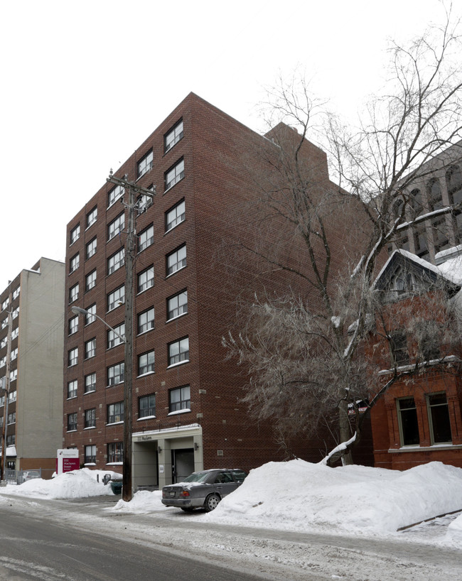 Warren Arms in Ottawa, ON - Building Photo - Building Photo