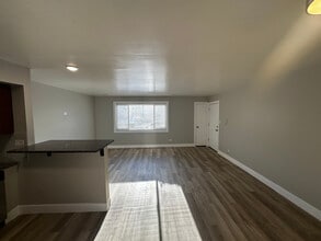 15623 Greenwood Rd, Unit 1S in Dolton, IL - Foto de edificio - Building Photo