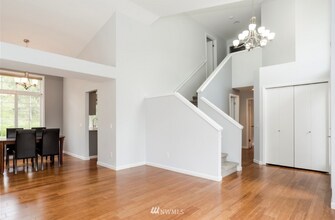 2319 210th St SE in Bothell, WA - Foto de edificio - Building Photo