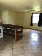 1395 Sharlo Ln in Englewood, FL - Building Photo - Building Photo