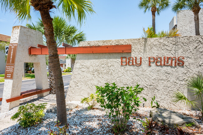 Bay Palms in Largo, FL - Building Photo - Building Photo