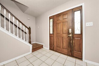 4907 Echo Falls Dr in Houston, TX - Building Photo - Building Photo
