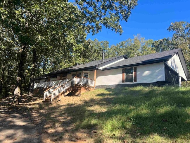 property at 31 Linda Ln