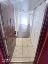 4183 N Haverhill Rd in West Palm Beach, FL - Building Photo - Building Photo