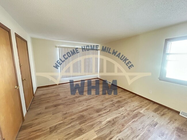 6578 N 73rd St in Milwaukee, WI - Building Photo - Building Photo