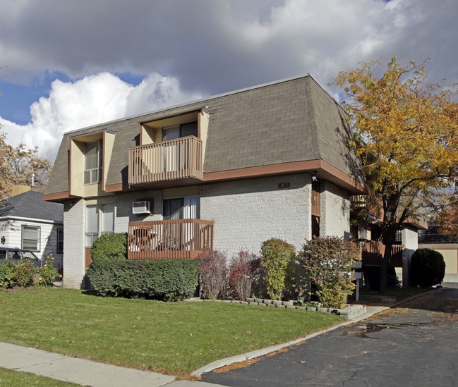 Lake Street Apartments in Salt Lake City, UT - Building Photo - Building Photo
