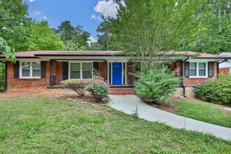 2239 Fairburn Rd SW in Atlanta, GA - Building Photo - Building Photo