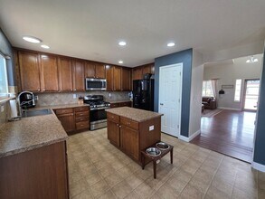 8807 Silver Glen Dr in Fountain, CO - Building Photo - Building Photo