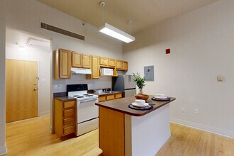MADISON AVENUE in Greeley, CO - Foto de edificio - Interior Photo