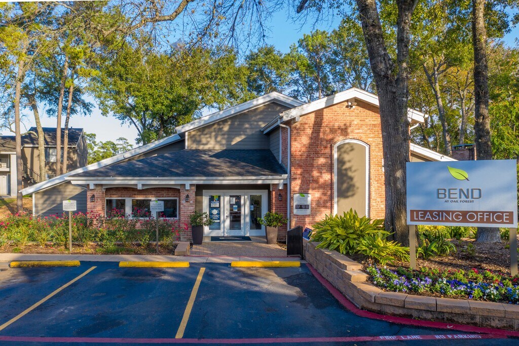 Bend at Oak Forest Houston, TX Apartments For Rent