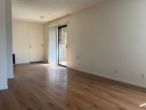 7255 Santa Ysabel Ave in Atascadero, CA - Building Photo - Building Photo