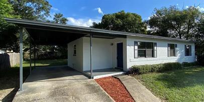 2481 Austin Ave in Deltona, FL - Building Photo