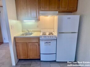 62 Boylston St in Boston, MA - Foto de edificio - Building Photo