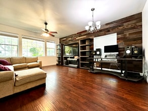 3101 B St in Sacramento, CA - Building Photo - Building Photo
