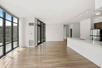 1152 W Madison St in Chicago, IL - Building Photo - Building Photo