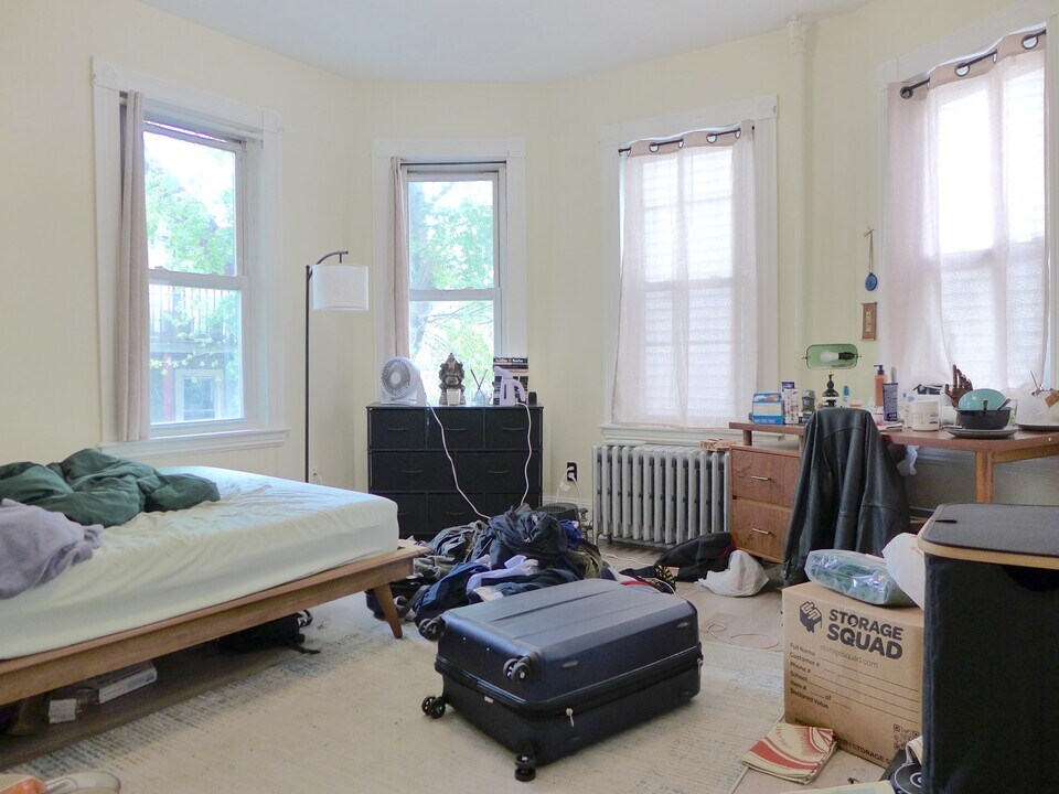 38 Cherokee St, Unit 2 in Boston, MA - Building Photo