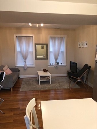 61 Wait St