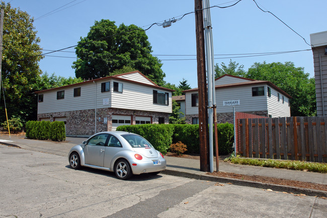 parklane in Portland, OR - Building Photo - Building Photo