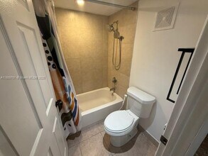 10875 SW 112th Ave in Miami, FL - Building Photo - Building Photo