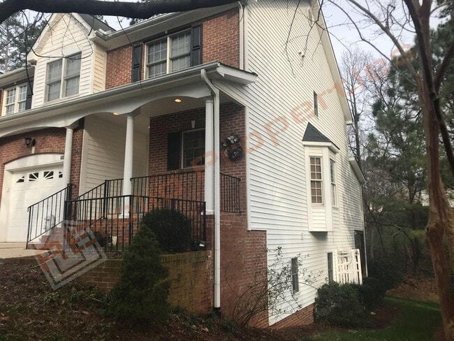 5300 Goldenglow Way in Raleigh, NC - Building Photo - Building Photo