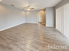 9540 Baton Rouge Ln in Land O Lakes, FL - Building Photo - Building Photo