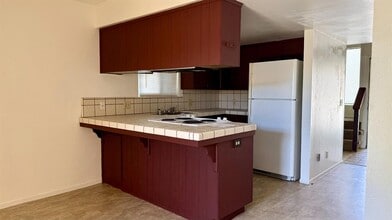 40 N 19th Ave in Lemoore, CA - Building Photo - Building Photo