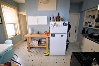 1872 Commonwealth Ave, Unit 7 in Boston, MA - Building Photo - Building Photo