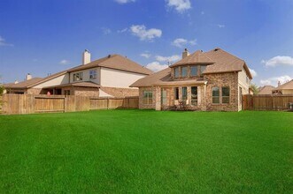 9930 Pennymill Dr in Humble, TX - Building Photo - Building Photo