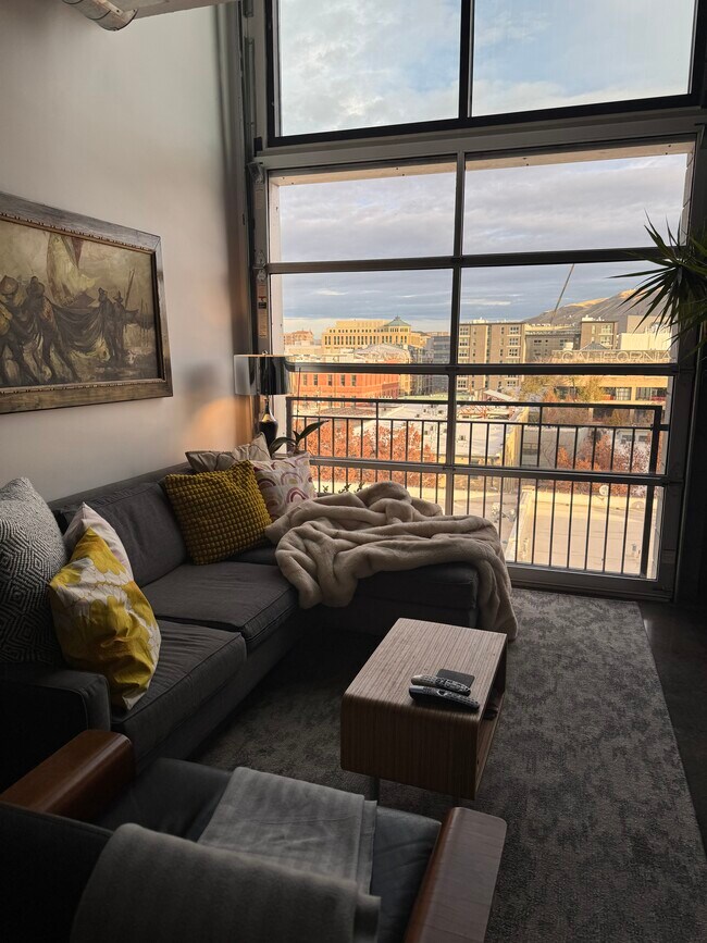 360 Broadway, Unit Apt 617 in Salt Lake City, UT - Building Photo - Building Photo
