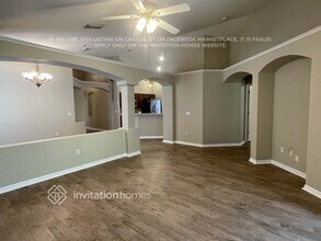 6908 Jamestown Manor Dr in Riverview, FL - Building Photo - Building Photo